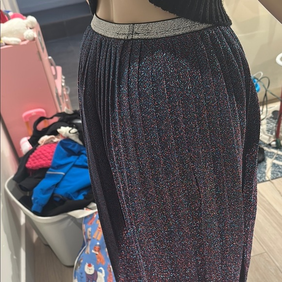 Elegant Purple and Black Midi Skirt - Picture 7 of 8